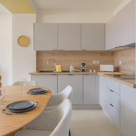 Lägenhet Spacieux Et Design De Standing *
