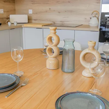 Spacieux Et Design De Standing *